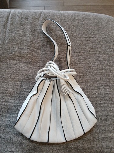 Donald pliner pleated - pliner, fan