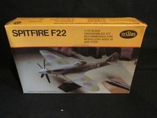 TESTORS. SPITFIRE F22 . 1;72