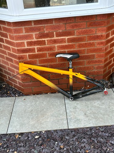 Giant bike frame - yellow, and