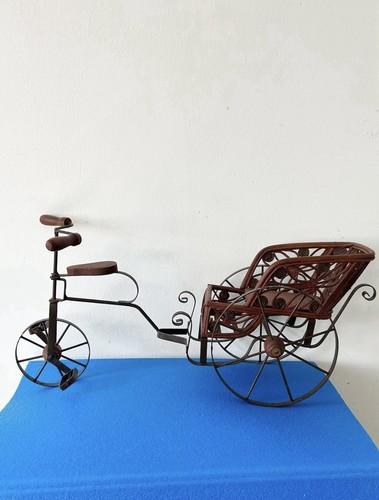 Doll victorian style wooden - ,