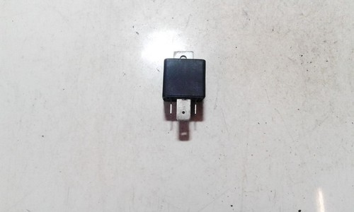 Relay working current truck - current,