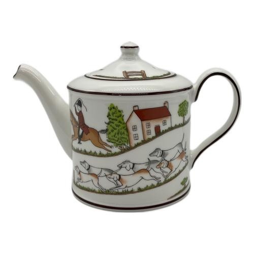 Wedgwood hunting scene teapot - hunting,