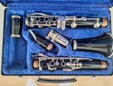 Buffet B12 Bb Clarinet - Perfect for Students & Enthusiasts!