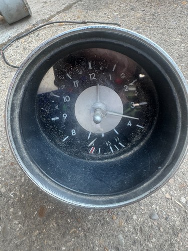Type clock and - t4,