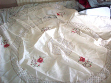 Table cloth-Vintage flowers