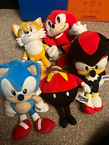 Sonic the hedgehog soft plush - the,
