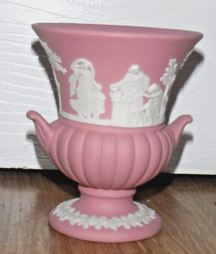 Wedgwood jasperware pale pink - pale,