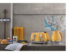 De'Longhi Italian Style Yellow Shade Toaster Kettle Set 360-Degree Swivel Base👌