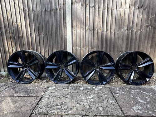 Audi rs4 genuine alloys - rs4, b9
