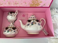 ROYAL ALBERT 100 YEARS BOXED