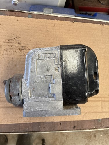 Vintage tractor magneto lucas - vintage,