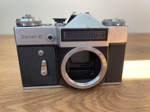 Vintage camera zenit made - vintage, zenit-e