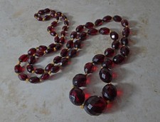 ANTIQUE CHERRY BAKELITE