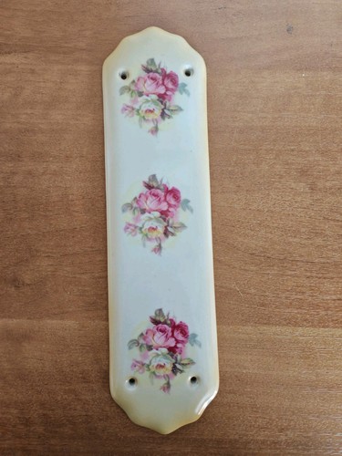 Ceramic finger plate door - finger, push