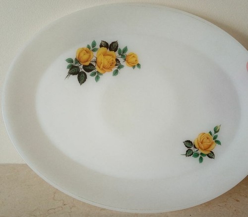 Serving plate vintage pyrex - serving,