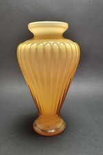 MURANO WHITE CRISTAL CASED GOLD AMBER COLOUR RIBBED VASE