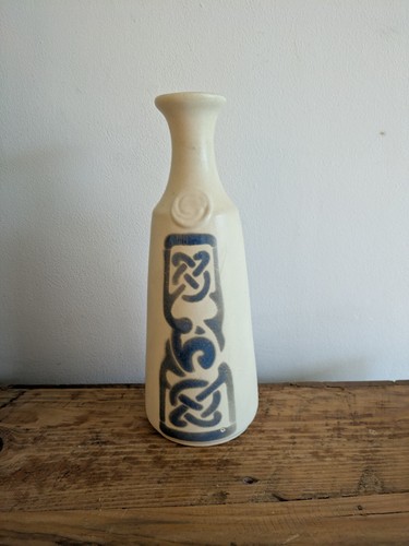 Laugharne pottery stoneware - laugharne,