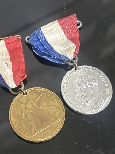 War medals collectable - medals,