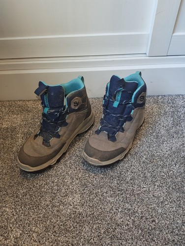 Quechua kids walking - walking, boots