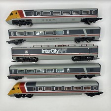 Hornby R543 OO Gauge BR 5 Car