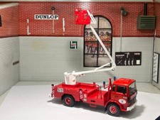 Renault JP11 1988 French Fire Truck 1:43 Diecast Model With Lifting Platform