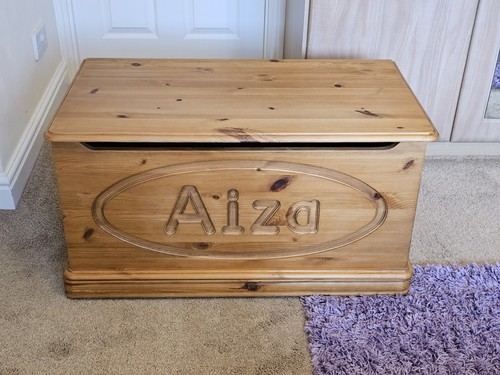 Personalised toy box aiza - box,