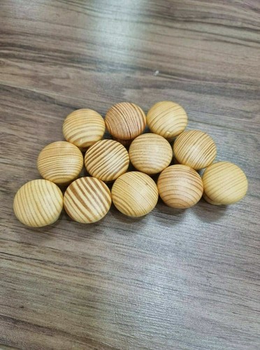 Pine knobs varnished drawer - pine,