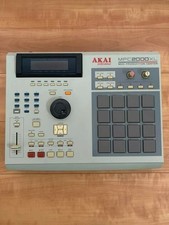 AKAI MPC 2000XL Midi