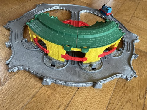 Thomas tank engine tidmouth - thomas,
