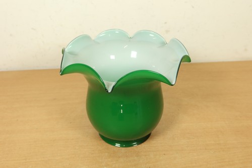 Vintage large green over white - large,