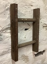 VINTAGE SMALL WOODEN CUT OFF