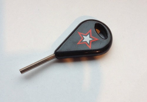 Surfboard fin key fcs - surfboard,