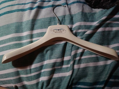 Animo showjacket coat hanger - showjacket,
