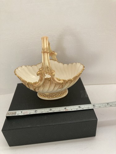 Antique royal worcester small - worcester,