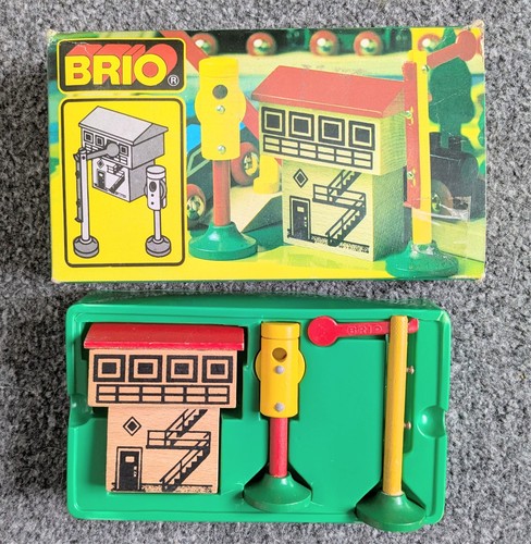 Brio wooden railway signal box - signal,