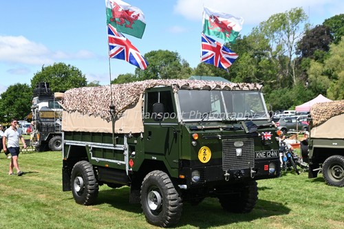 Photo 12x8 landrover forward - photo,