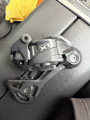 Shimano deore m8250 di2 - deore,