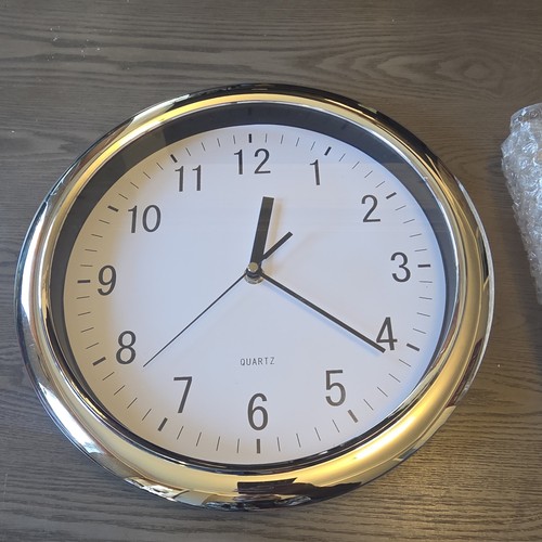 Quartz battery wall clock - quartz,