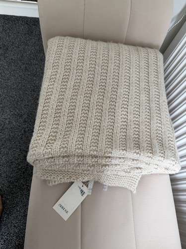 Bnwt zara home - zara, knit