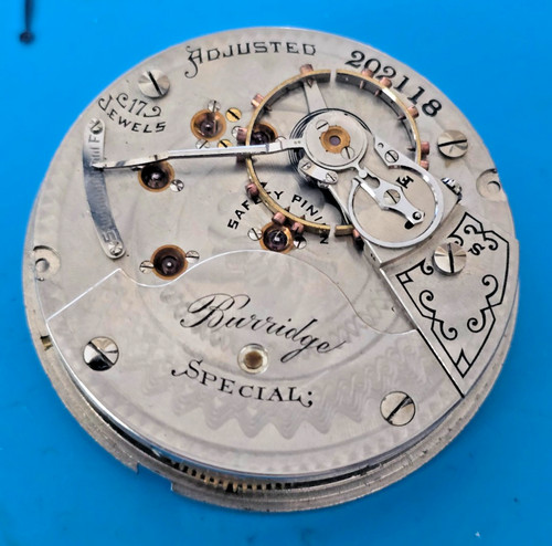 Size hamilton jewel - 18, 17