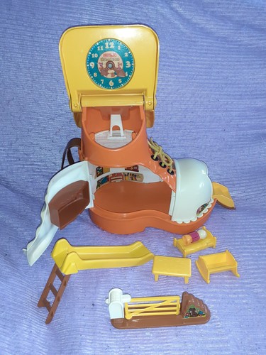 Vintage matchbox boot school - matchbox,