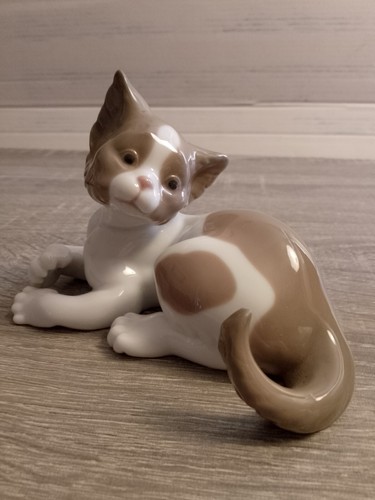 Lladro brown white - brown, kitten