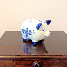 Unusual large blue Delft
