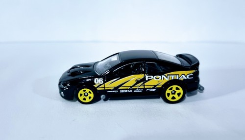 Hotwheels pontiac gto 64 - hotwheels, 1.64