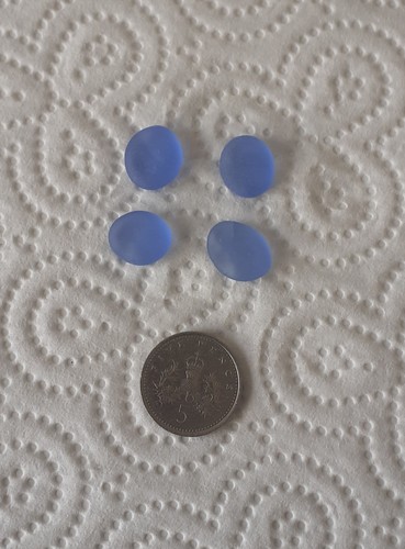 Small blue pieces tecycled - 4,
