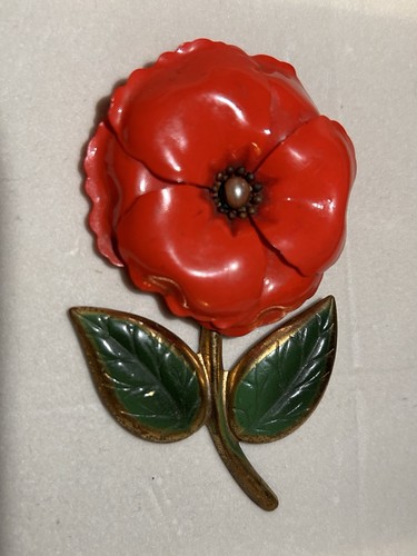 Vintage red molded - red,