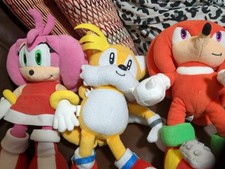 3 Official Plushies   Sonic