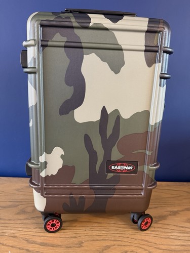 Eastpak resist suitcase - eastpak, resist'r
