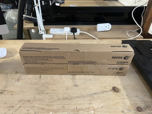 Xerox charge corotron - charge,