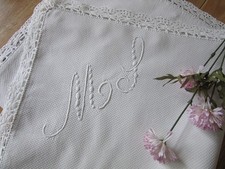 VINTAGE FRENCH SQUARE WHITE